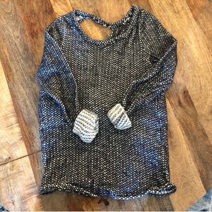 Astars Black and White Open Back Sweater XS